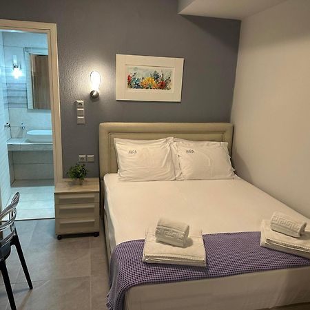 Avra Comfort Rooms Nea Poteidaia Exteriör bild