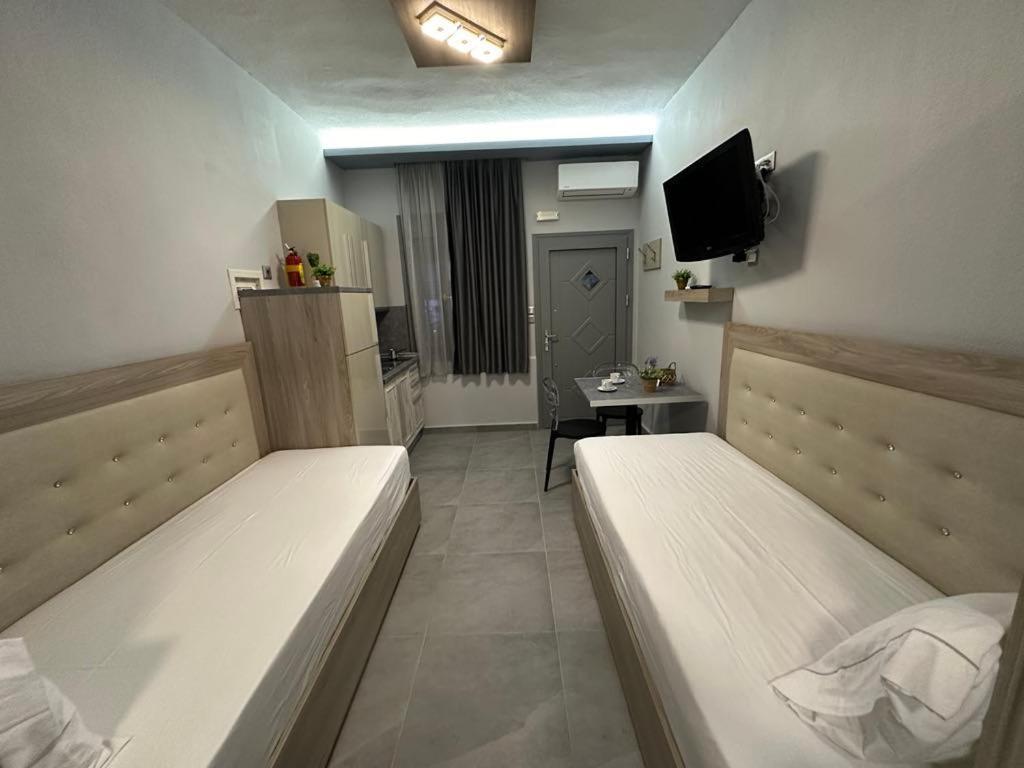 Avra Comfort Rooms Nea Poteidaia Exteriör bild